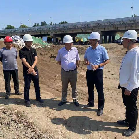 市城乡水务局开展莱芜高新区辛庄河河道治理工程项目度汛安全检查