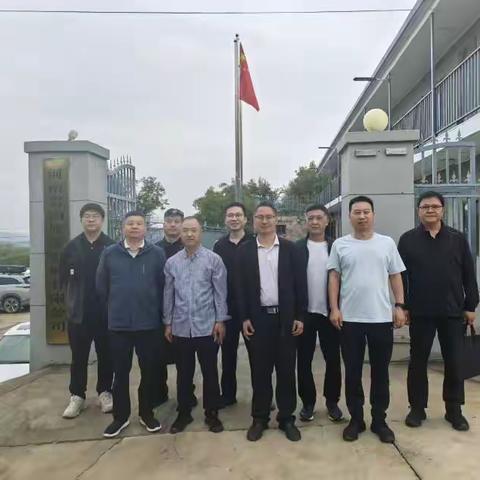 强村富民组召开9月份驻村第一书记小组交流会