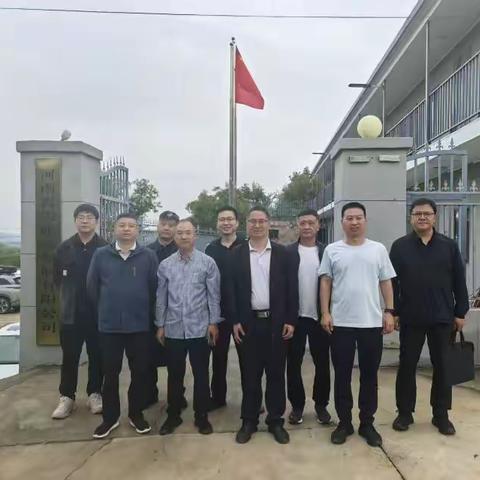 强村富民组9月驻村第一书记小组交流会顺利举办