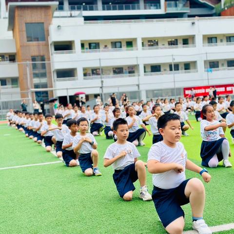 悦享童年  筑梦未来 ——记龙岭学校四年级家长开放日活动