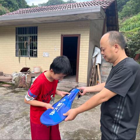 “感党恩做实事，师暖留守童心”——河蓬九年制学校党支部开展走访慰问留守儿童活动