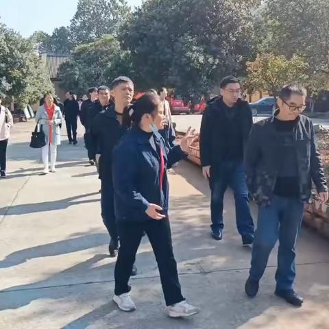 化学组十三村“禁毒”基地调研