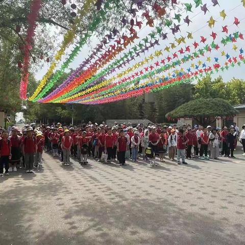 研学促成长,学习在路上—伏家庄小学研学旅行活动