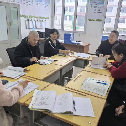 分层教学、分层作业 有效实施助力期中考试 ---沙垡中学政史地教研