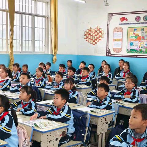 聚焦教学实际，推动深度教研——宾阳县甘棠镇中心学校2025年秋学期校本教研活动纪实