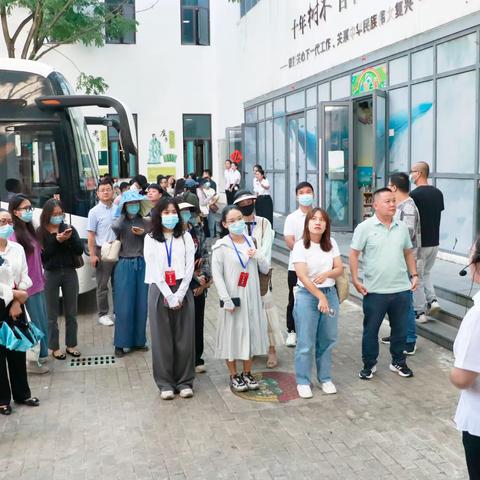 海南省少先队工作者能力提升培训班来海棠区共青学堂参观学习