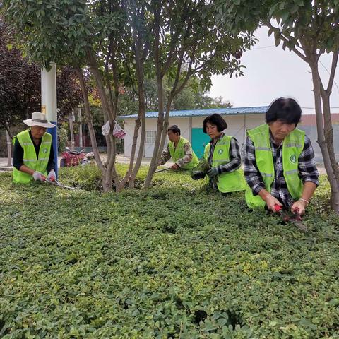 “双节”我在岗|坚守岗位不放松，奋战一线不停歇