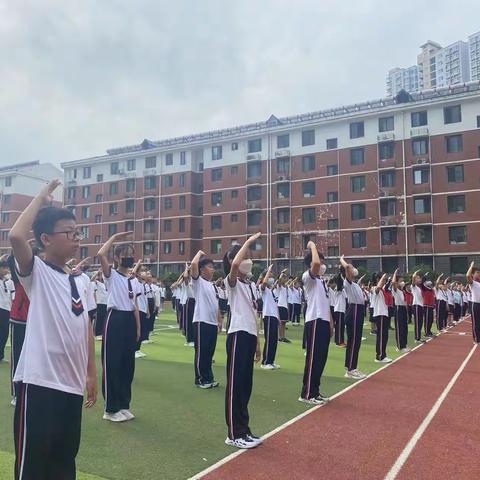 北环路小学“强国复兴有我，童心永向党”七一主题升旗仪式