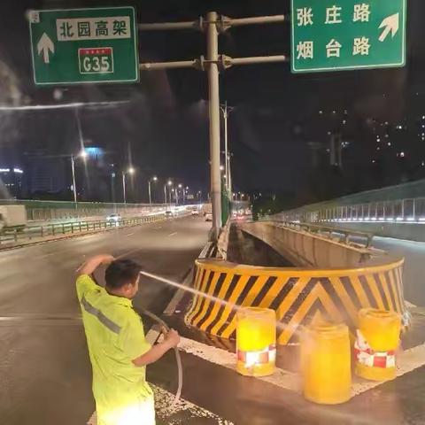 送“高”迎“中”市机扫大队祝莘莘学子一路生花