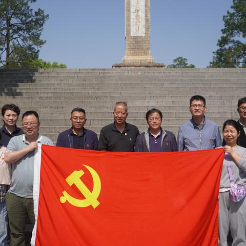 缅怀先烈，传承精神 - 麻城红色之旅