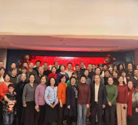 城北支行举行2025年度离退休老干部新春团拜会