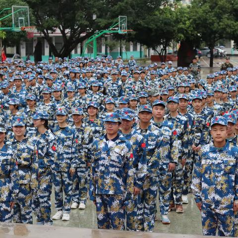 最闪亮的青春——记岩滩镇初级中学2022年秋季学期军训暨国防教育活动