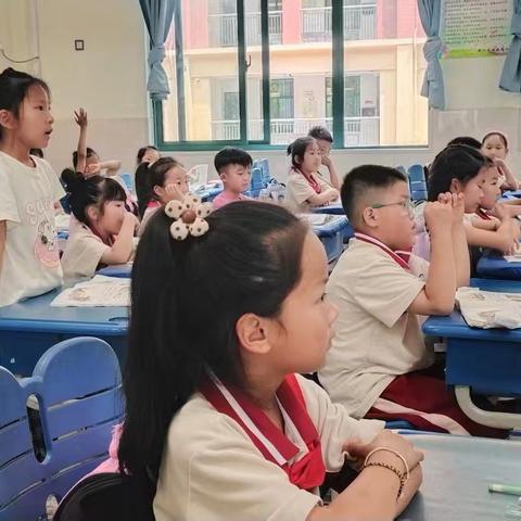 “青蓝相映 薪火共燃”——徐州市振兴路小学开展“青蓝工程”课堂教学汇报活动