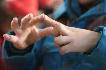 洪关苗族乡中心幼儿园手指游戏宣传