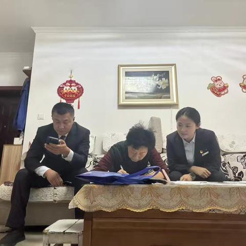 建行张掖路支行：上门服务暖人心