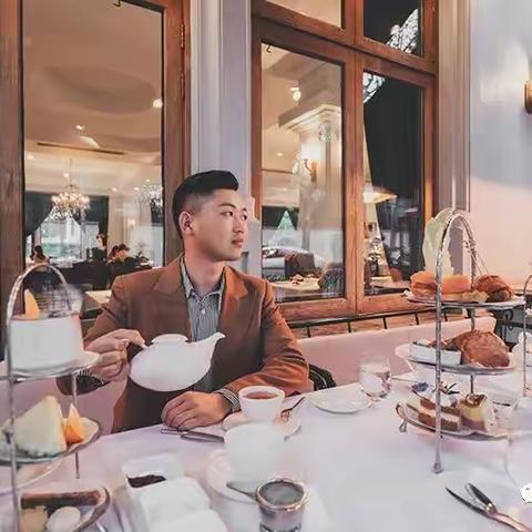 放弃年薪40万的工作出来卖教程，1年时间挣了80多万