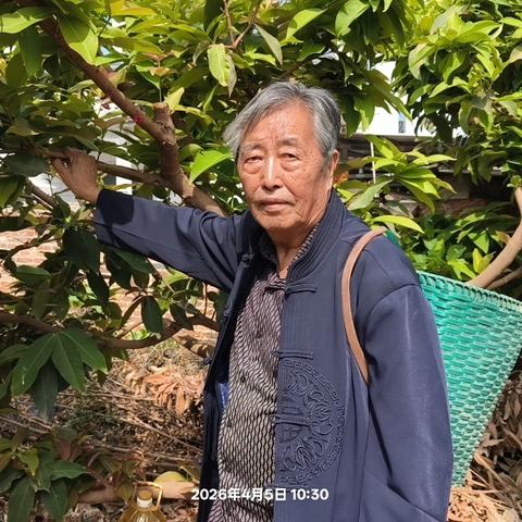 八旬赤脚医生梁正高：一篓草药守乡土 半世仁心济苍生——云南大理宾川民间医者的生命守望与时代风骨