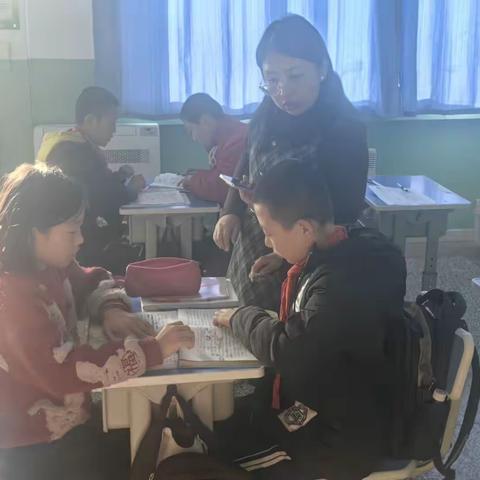 国培计划（2025）“一对一” 精准帮扶：皋兰县黑石小学整校提升培训项目第三天 —— 深耕课堂研教法，共学共研促成长