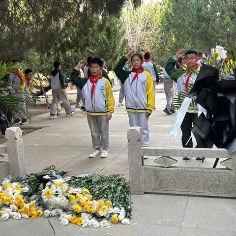 礼文化引领下的德育体系建设———滨州市沾化区第一实验小学举行清明祭扫烈士墓暨德育研学新基地开启仪式