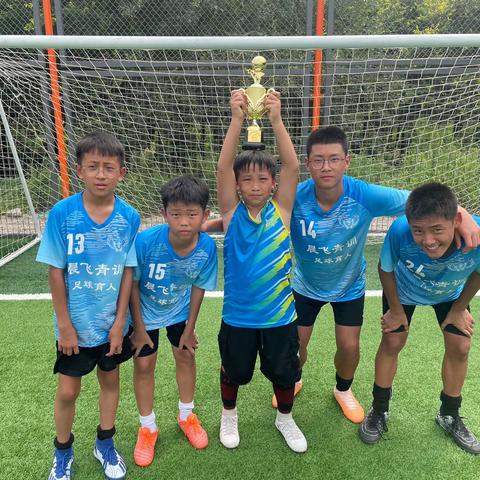 “勤志奋发 燃梦绿茵”—永安小学学生参加正定县第二届青少年足球联赛