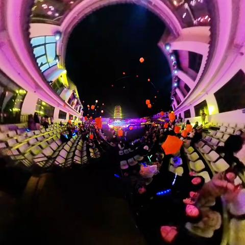 千灯映塔岁华新——涉县赤水湾古镇跨年夜记