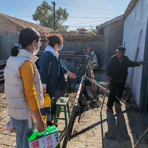 校园动态|共迎双节记初心  同怀家国儿女情        ——满洲里市第四学校庆祝双节活动