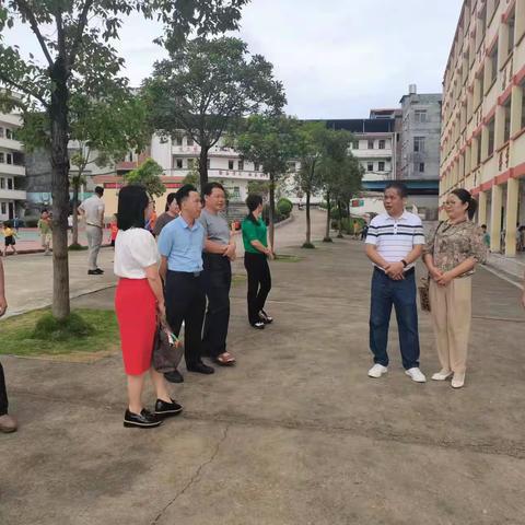 【经验共分享 学习促提高】--平南县马练瑶族乡小学学区赴贵港市港北区庆丰镇中心小学参观学习