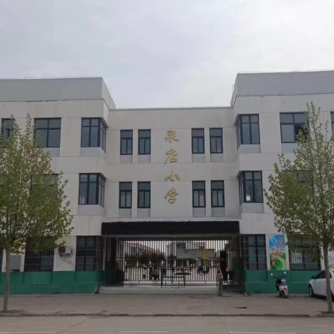 建安区灵井镇泉店小学： 法制教育进校园   情暖童心护成长