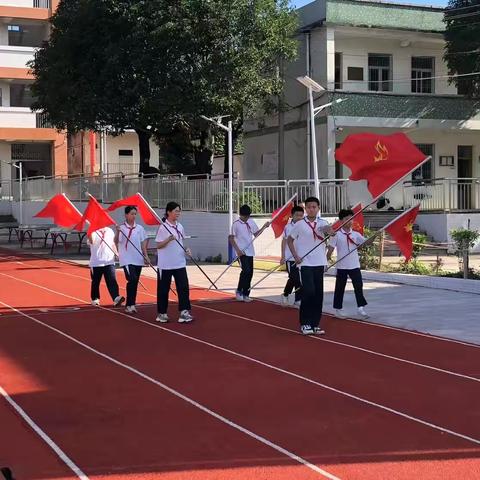 “红领巾绘梦  新时代童行”——2024年浮滨镇中心小学举行少先队员入队仪式