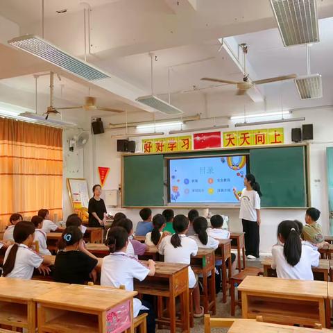 青少年宫添新力 浮滨教育亮青春 ——韩山师范学院学生会学生到浮滨镇中心小学开展三下乡实践活动