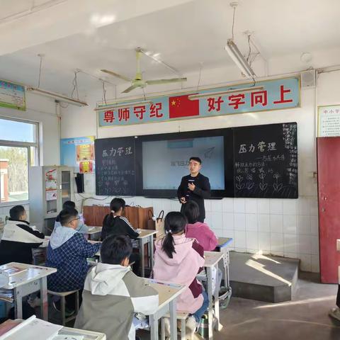 赛课磨砺展风采，互学共研皆芬芳——“十万教师大比武”新店一中赛课纪实