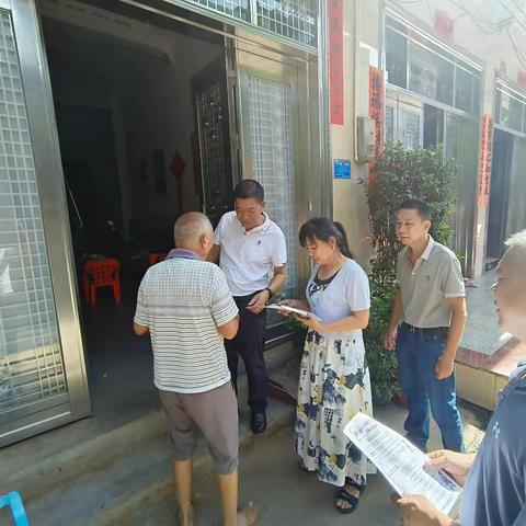 临高县民政局开展基孔肯雅热科普宣传活动。