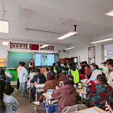 “家校共育 携手同行 ” ——白山市第十三中学七年级家长会