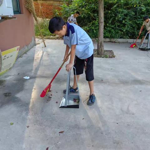 刘庄小学开学季巩卫总结