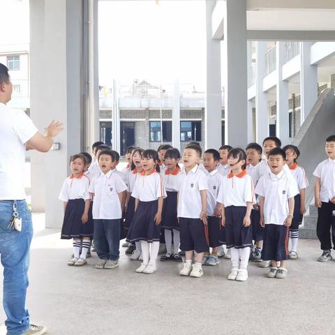 《中国，我的爱》——沿江小学歌咏比赛