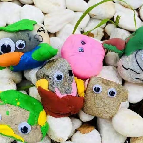 好玩的石头——南京市浦口区鸿基幼儿园大一班班本课程故事