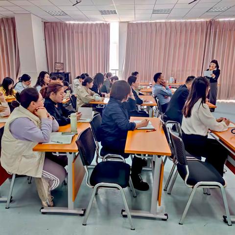 高密市醴泉街道实验学校“筑光工程”青年教师成长共同体 第三期活动