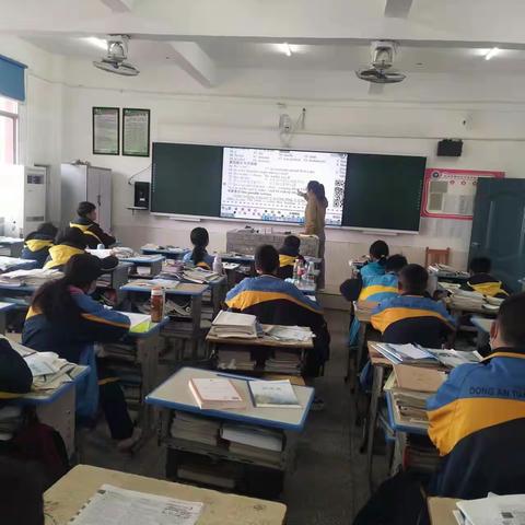 爱已出发，铸就校园，共待春天