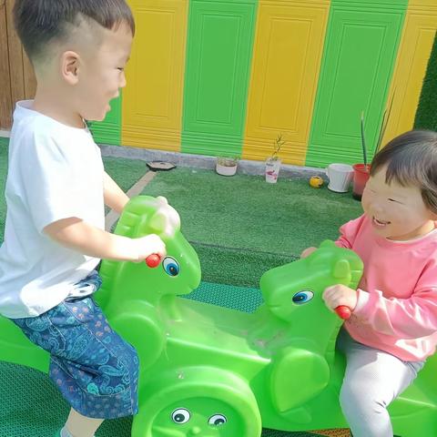 【阳光馨家乐托育】