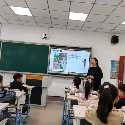 新教师展风采，中心校领导到我校听课指导——辉坨小学教研活动