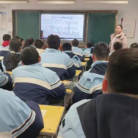 聚焦课堂展风采， AI赋能促成长——王爽老师校级公开课精彩回顾