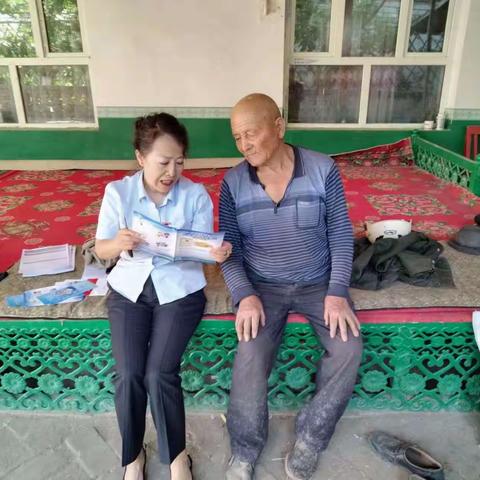 【喀什分行】疏勒支行－普及金融知识 守住‘钱袋子’活动