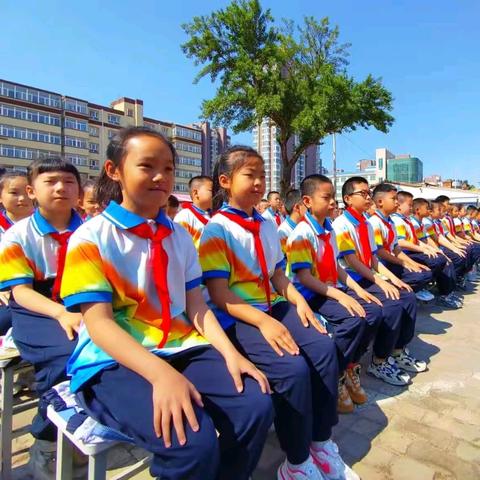 “以教育家精神铸魂强师，谱写教育强国建设华章”——经开区高庙小学教师节致家长一封信