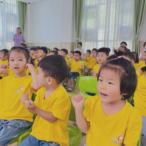 潜心育幼苗🌱润物细无声｜济宁市任兴托幼一体实验园托班组“精细动作”展示活动