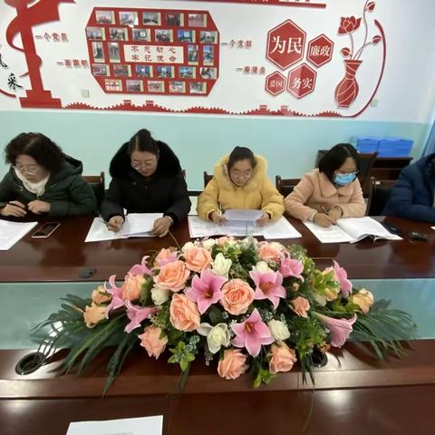 潜心教研勤探索   引领教学促提升