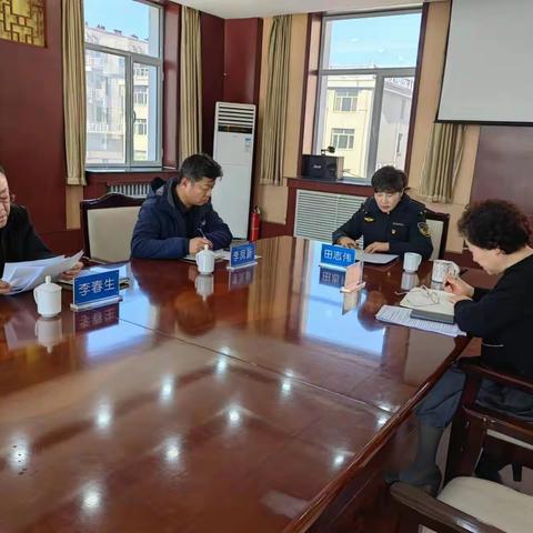 科右前旗市场监督管理局召开党风廉政建设暨学习中国共产党第二十届中央纪律检查委员会第二次全体会议精神