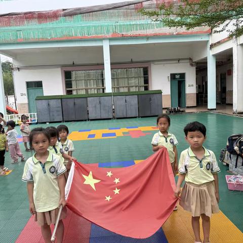 不做校园“小恶霸”——临高县龙波中心幼儿园2026年春季第十四周国旗下讲话