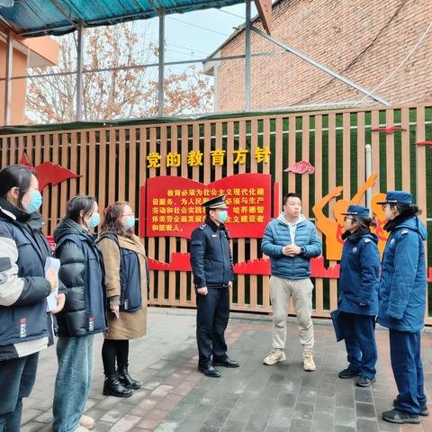 除隐患攻坚进行时——马王消防所联合西咸新区社会事务服务局、沣西新城综合行政执法支队马王大队开展拆除影响逃生和救援障碍物的专项行动