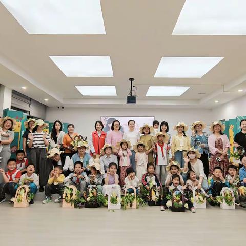 【“帽”美如花献母爱 蔬香满园传温情】鹤溪街道百岁社区母亲节主题活动暖心回顾🌺