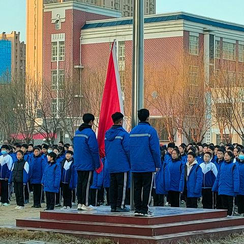 芳华待灼 履践致远———金乡县崇文中学初一年级开学纪实